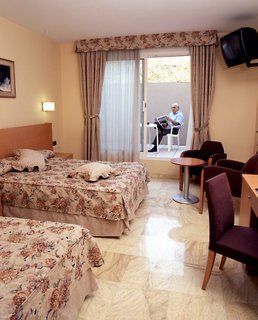 Flor Parks Hotell 3*