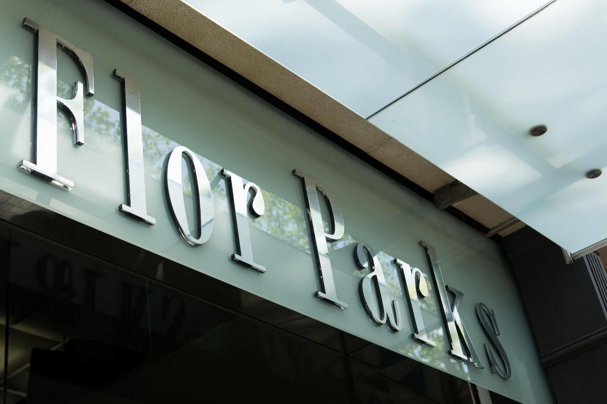 Hotell Flor Parks 3*